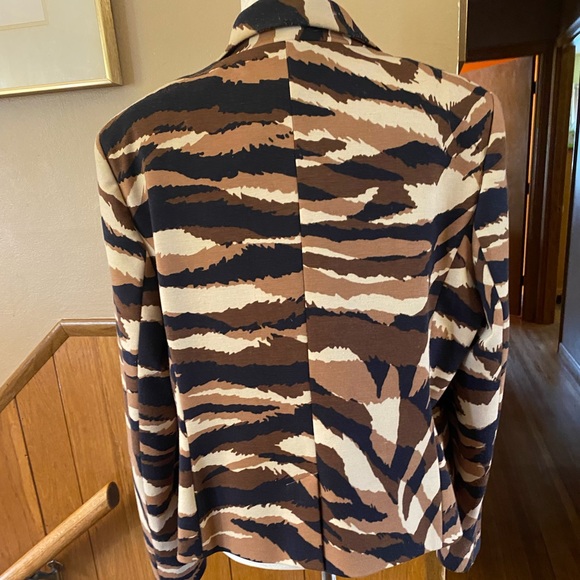 Anne Klein Comfortable Jacket - Picture 3 of 6